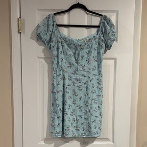 Lily White Light Blue‎ Floral Mini Dress
